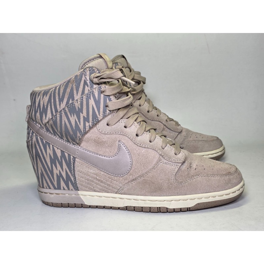 Nike Dunk Sky Hi‎ Hidden Wedge Sneakers Women's Size 8.5 Gray Suede Casual Shoes